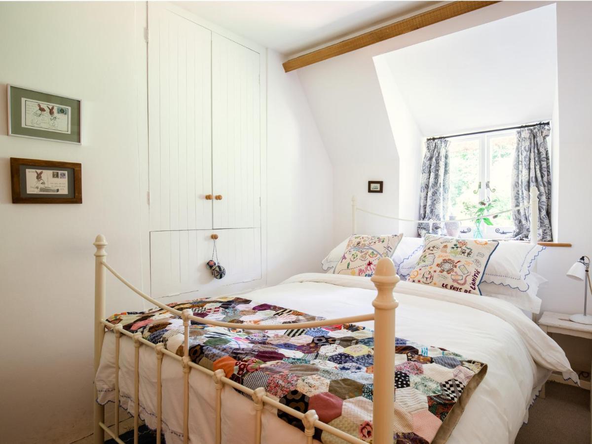 Lily Cottage Tew Kültér fotó